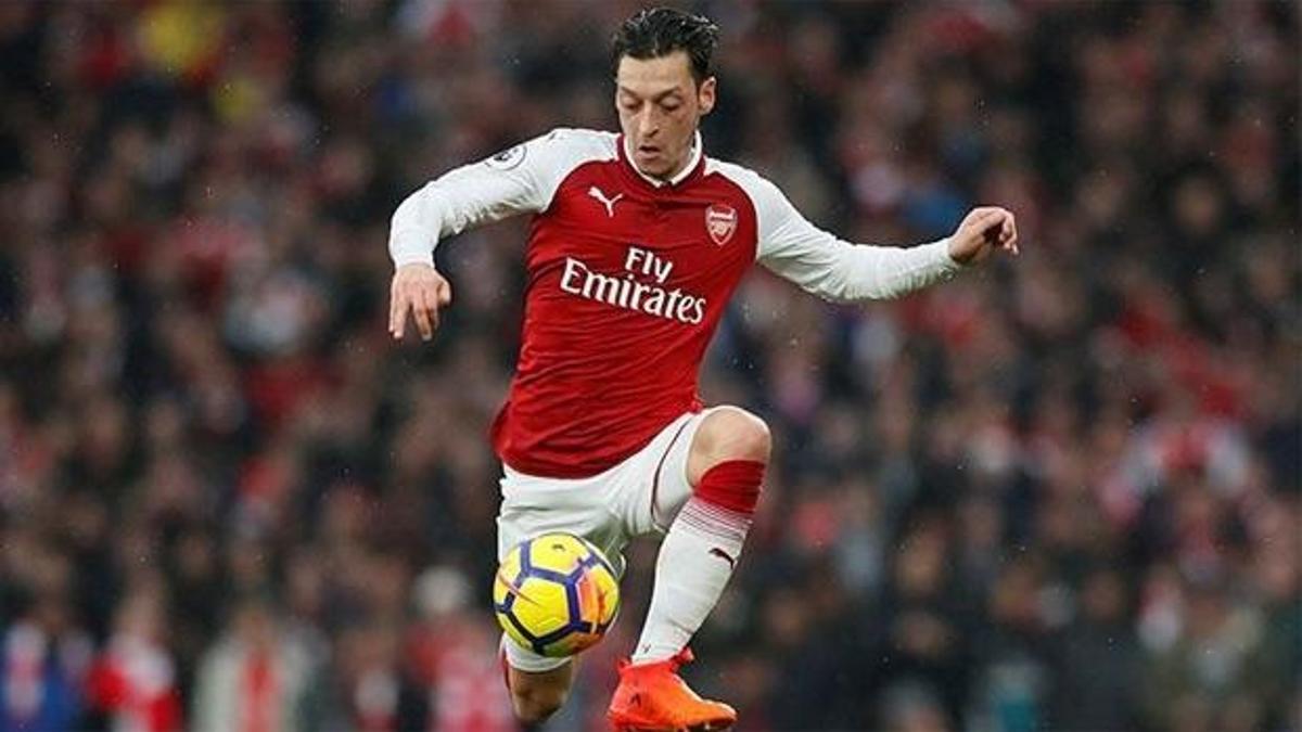 Fenerbahçe, Mesut Özil'le masaya oturdu