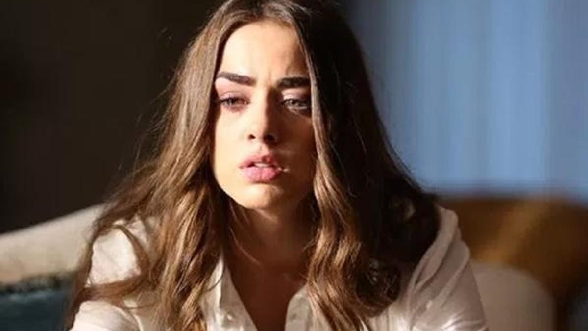 Bensu Soral gece yarısı hastaneye gitti!