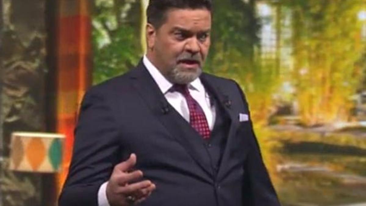 Beyaz Show bitiyor mu? Kendisi açıkladı...