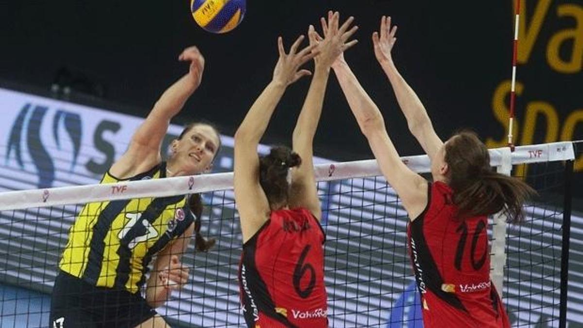 VakıfBank F.Bahçe'yi devirdi!