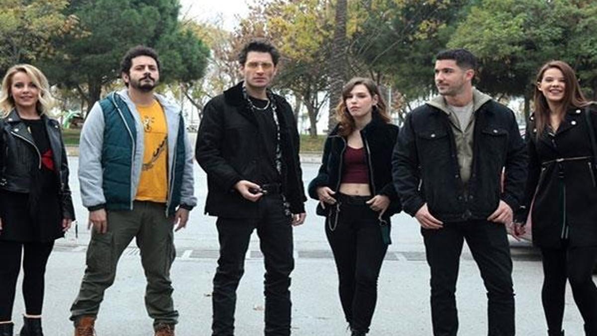Klavye Delikanlıları 8. bölümü ile final yaptı!