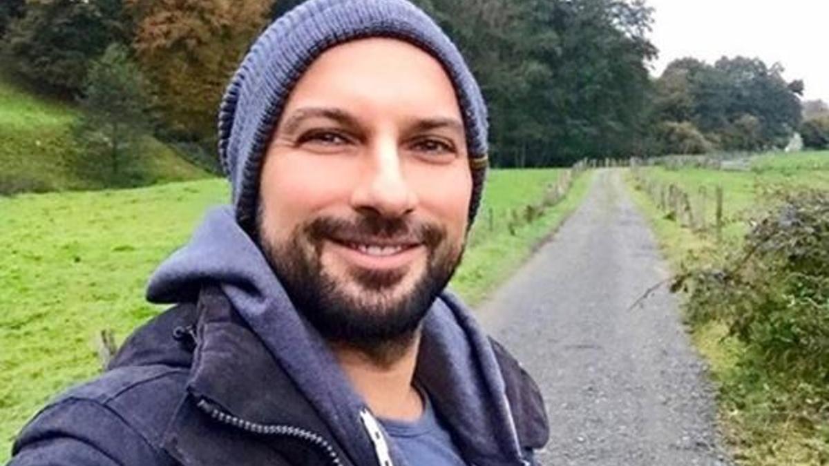 Tarkan uyandığı gibi paylaştı!