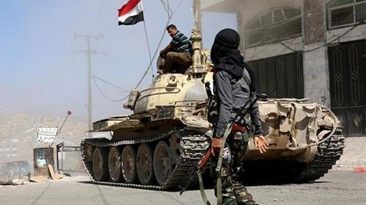 Aralarında çatışma çıktı! Yemen'de muhalifler...