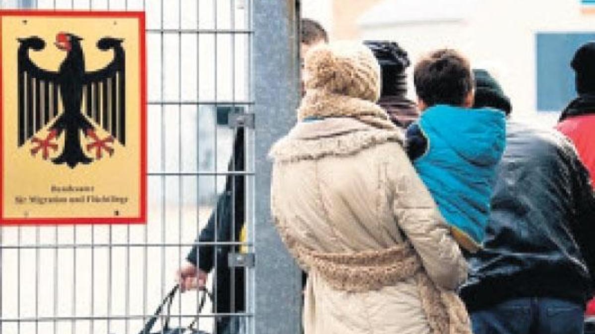 Her ay en az 1000 Türk iltica başvurusu yapıyor