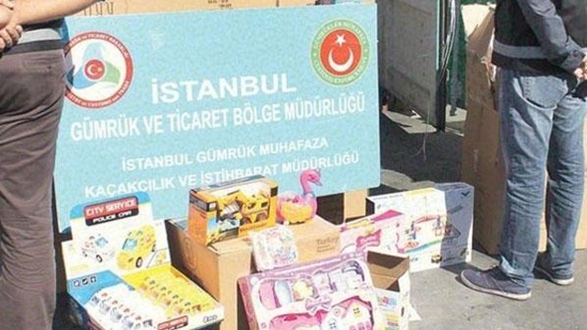 İstanbul'da yüz binlerce kanserojen kaçak oyuncak ele geçirildi