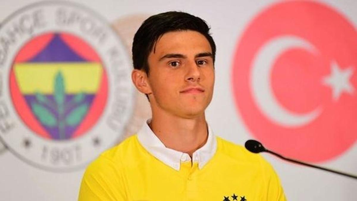 F.Bahçe'nin genç yıldızına ülkesinden ödül!