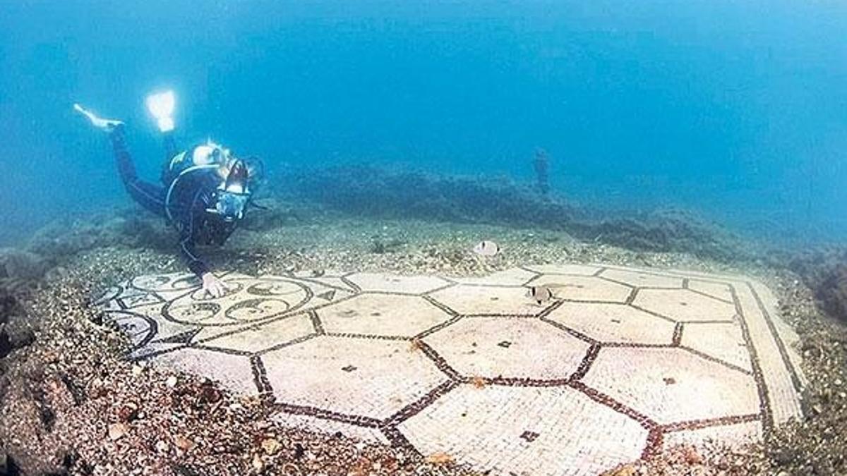 Saklı şehir su altında çıktı