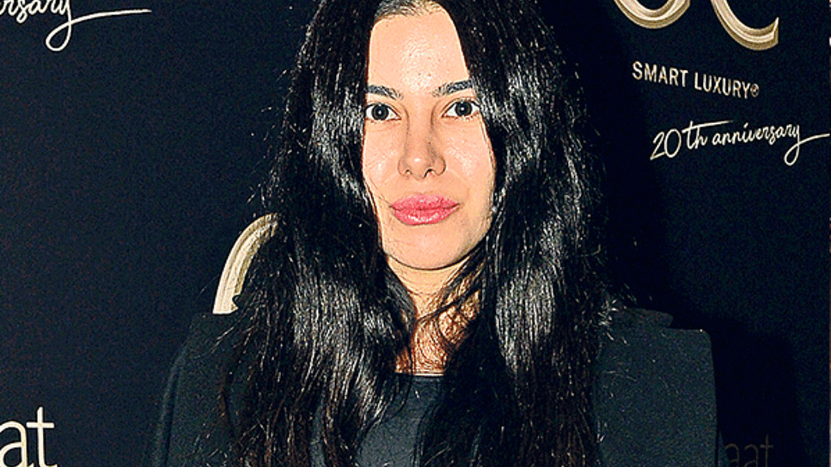 Asena gecelerde