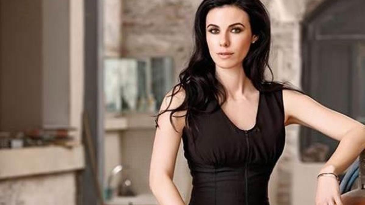 Defne Samyeli, Afganlı halı satıcısı oldu!