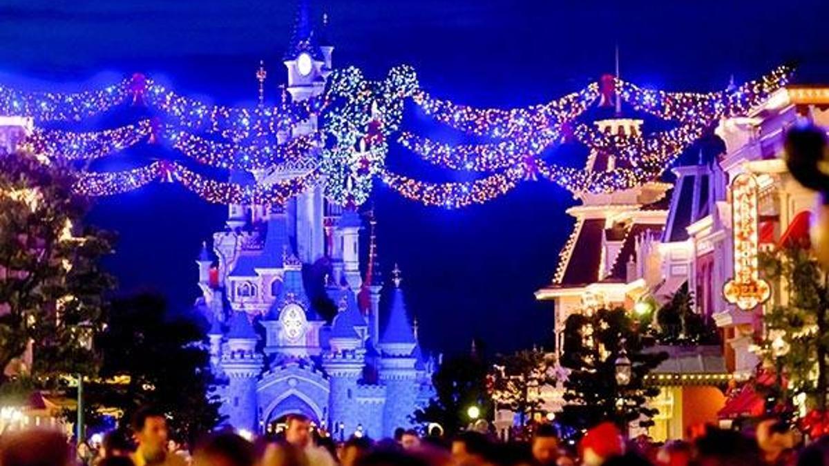 Disneyland’da macera zamanı