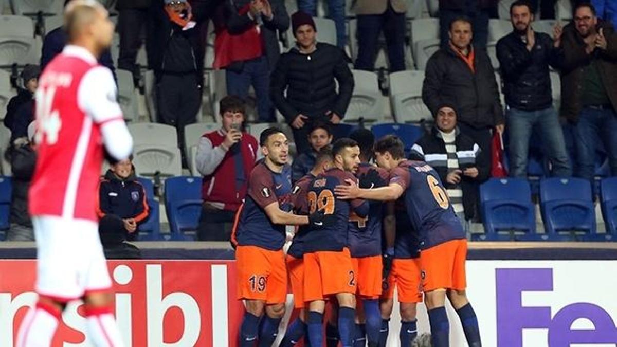 Başakşehir Avrupa'ya veda etti!