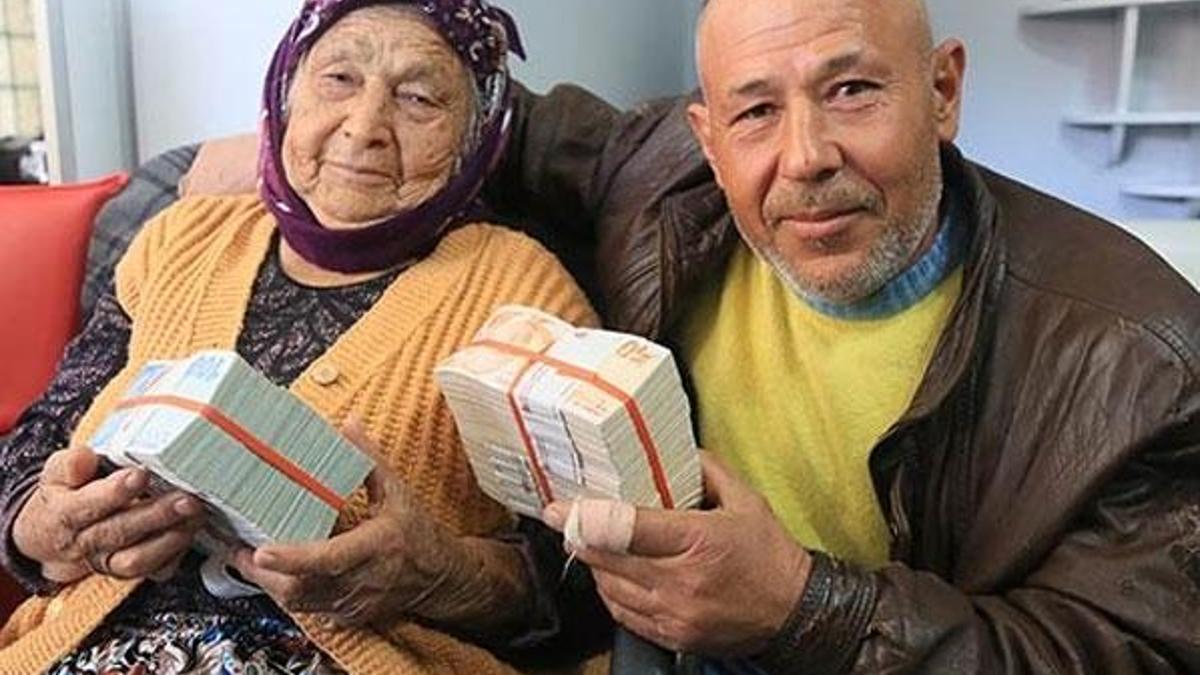 Yüzyıldır bekledikleri mirasa kavuştular