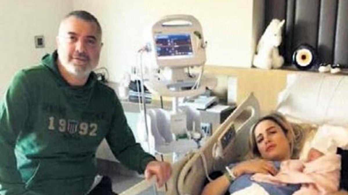 Erdal Acar 4. kez baba oldu!