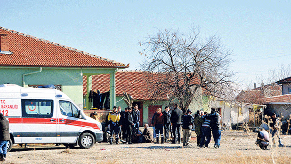 Temizlik yapan annesini öldürdü