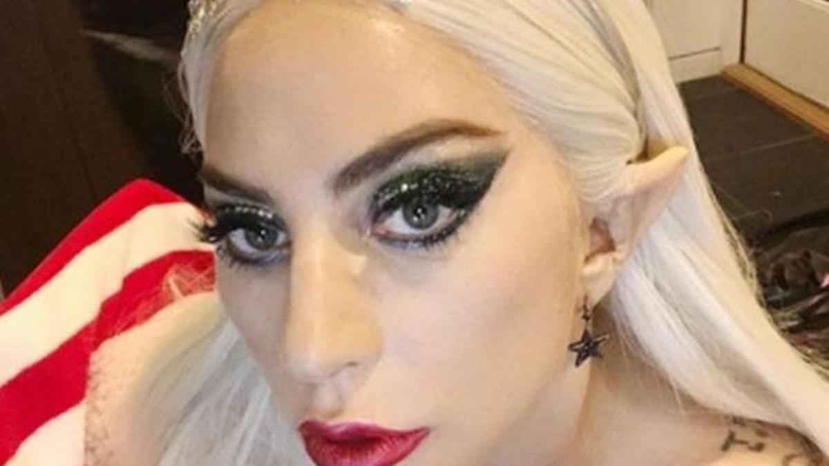 Lady Gaga rahat durmadı! 'elf' oldu...