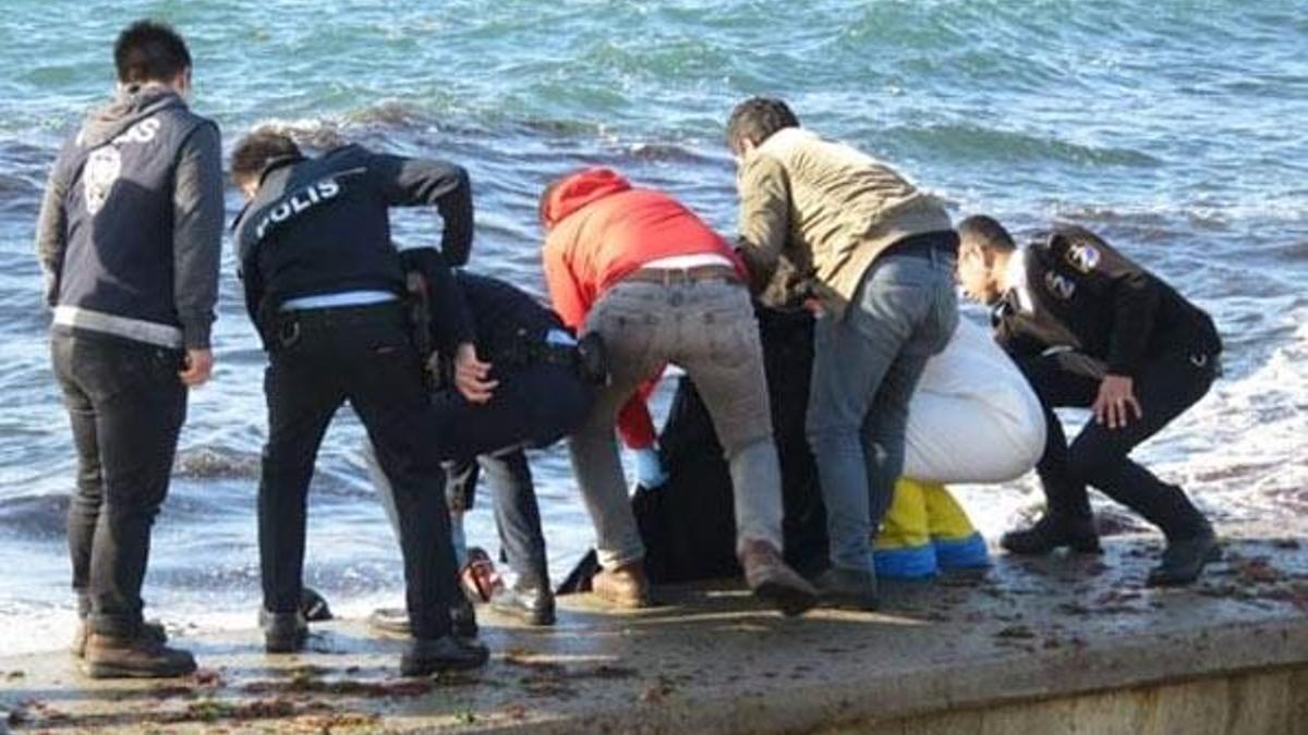 Kadıköy'de denizde ceset bulundu