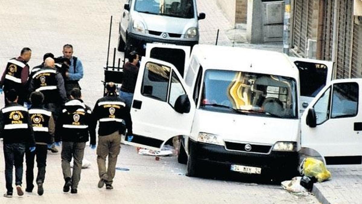 Bombayı yangın tüpüne koymuşlar!