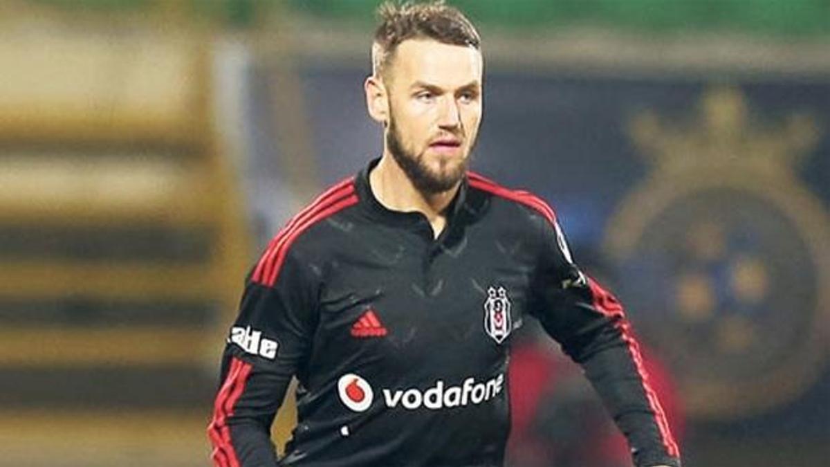 Beşiktaş'ta ilk ayrılık