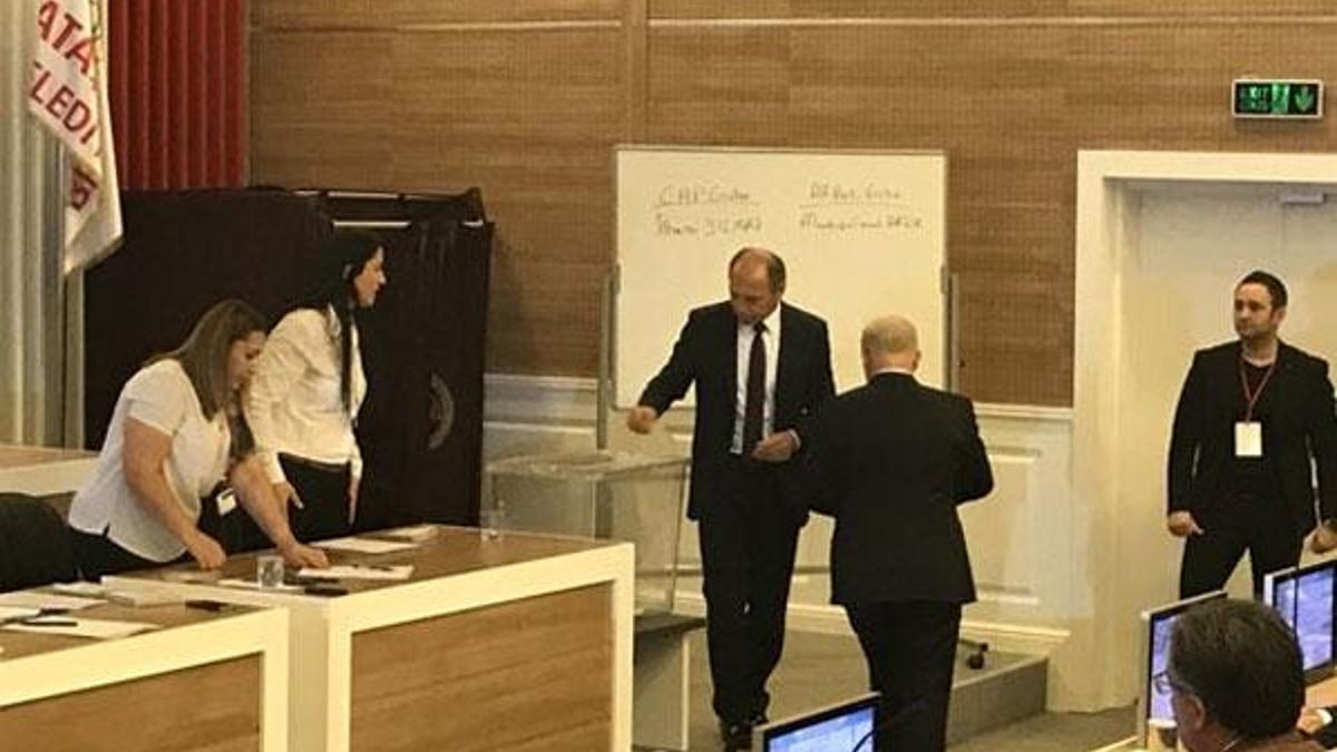 Ataşehir Belediye Başkan Vekilliği'ne CHP'li İlhami Yılmaz seçildi