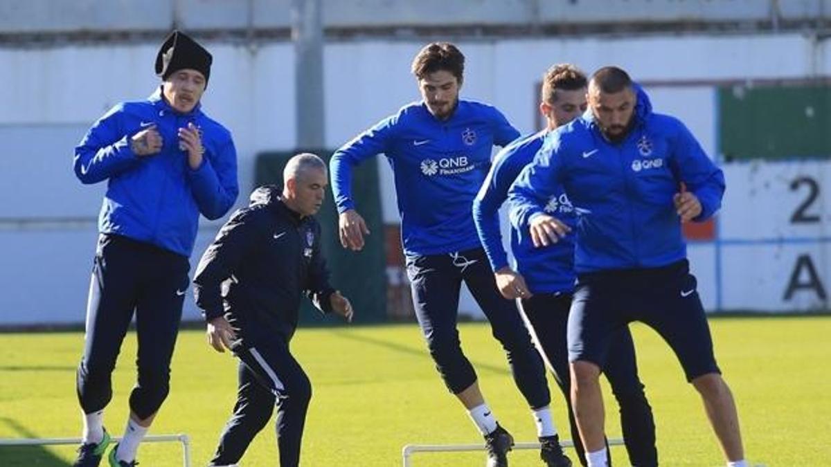 Trabzonspor 2 eksikle çalıştı