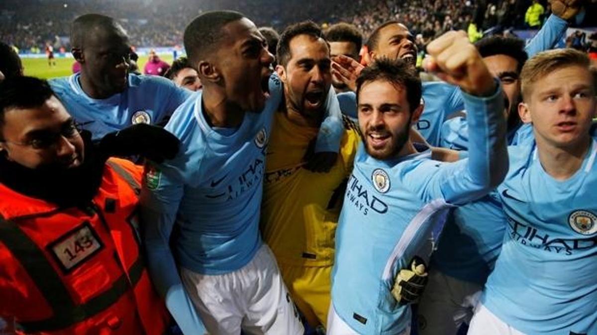 Manchester City penaltılarla yarı finalde