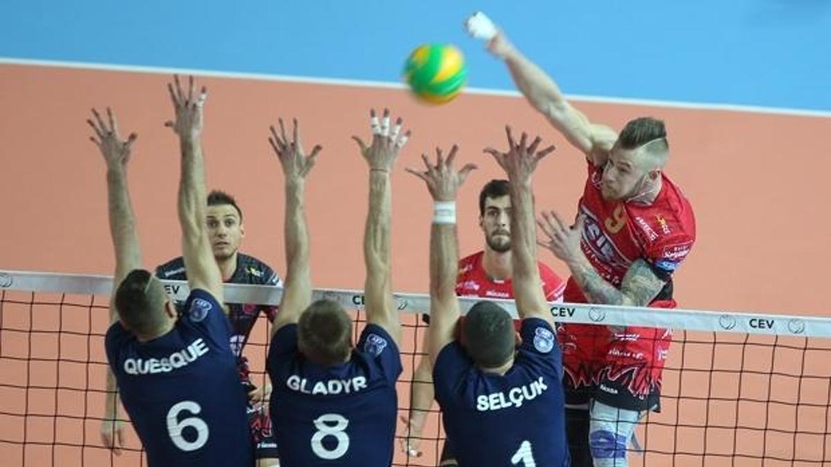 Fenerbahçe - Sir Sicoma Colussi Perugia: 0 - 3