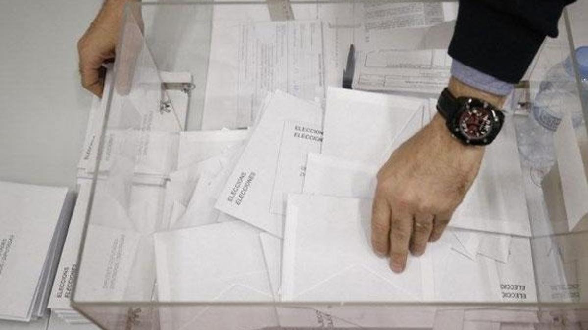 Katalonya'daki parlamento seçimlerini ayrılıkçılar kazandı