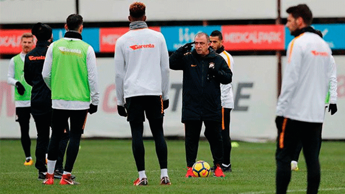 Fatih Terim'den 2 yıldıza hazır ol talimatı!
