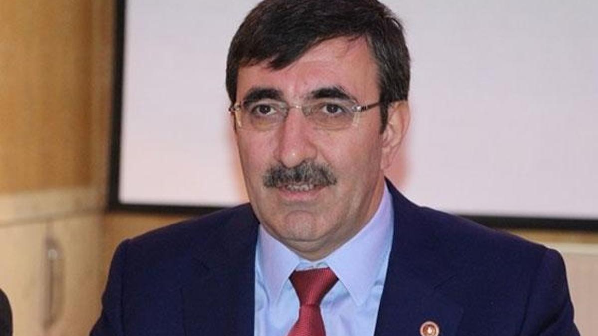 AK Parti'den yeni KHK'ya yönelik açıklama