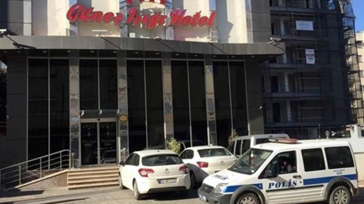 Otel basılınca ortaya çıktı! Adil Öksüz darbeden 4 ay önce...