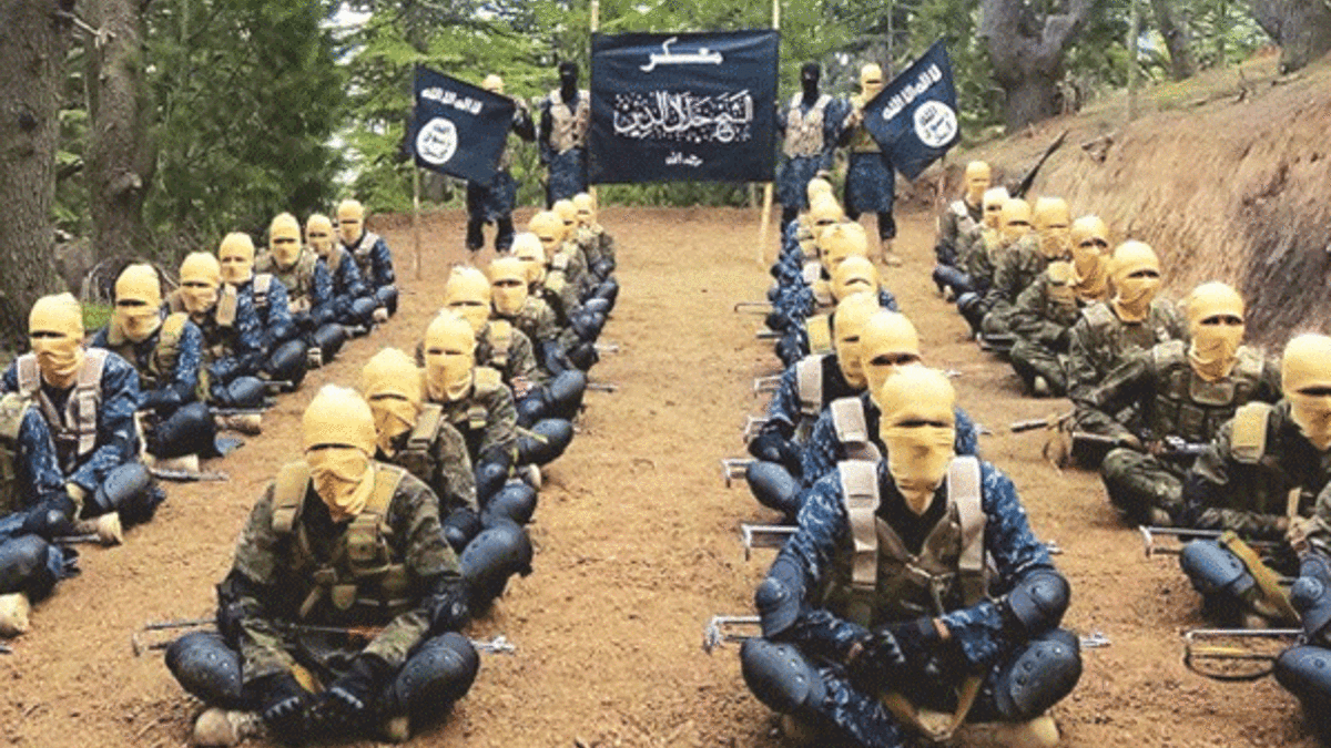 ABD Şedadi'de DEAŞ'lı eğitiyor