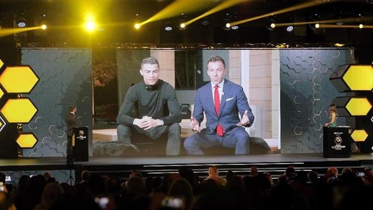 En iyi futbolcu Cristiano Ronaldo