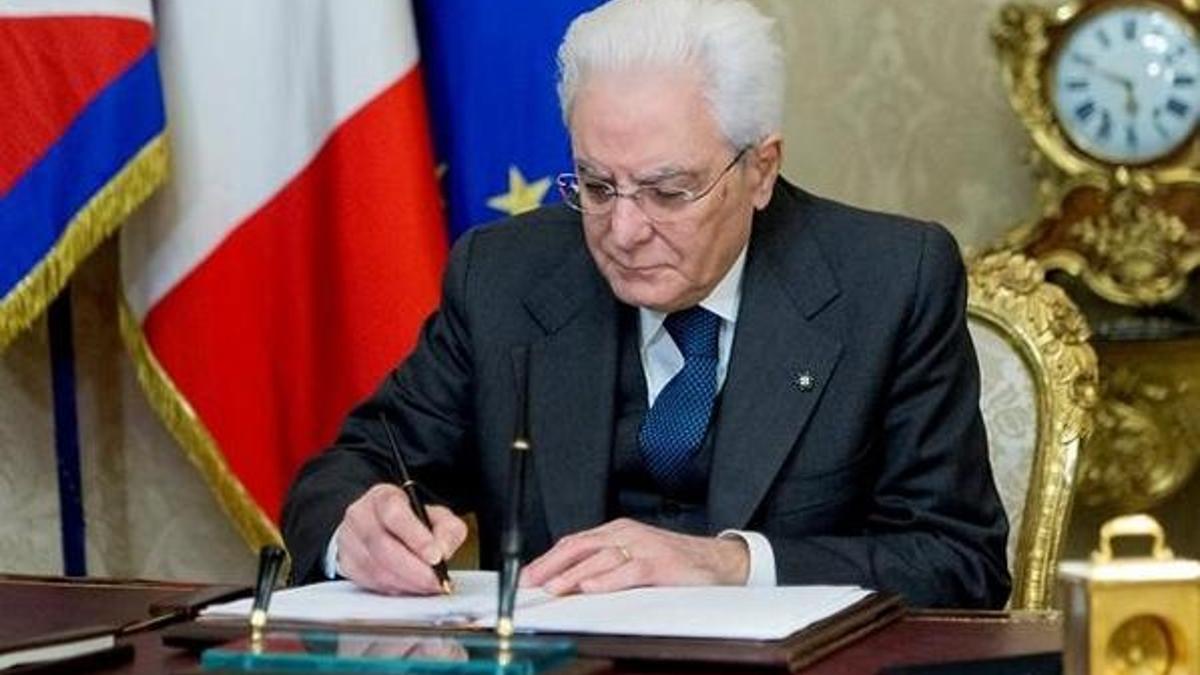 İtalya'da erken seçim için start verildi