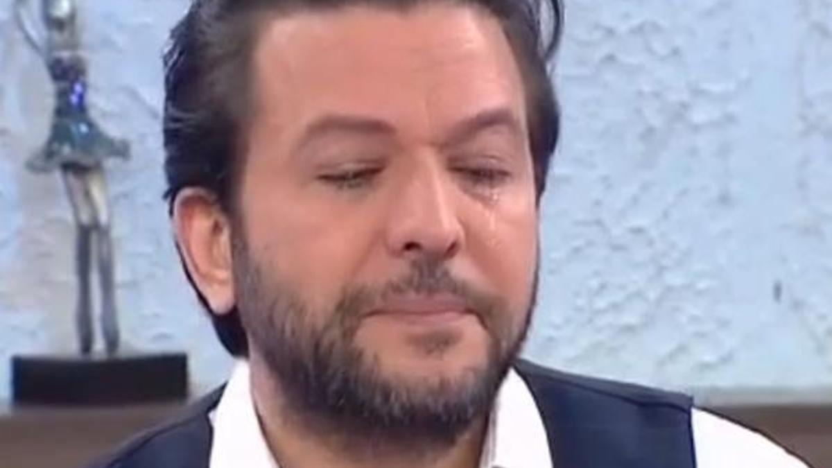 Programa veda ederken dakikalarca ağladı
