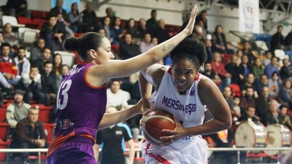 Mersin Büyükşehir Belediyespor, çeyrek finale göz kırptı