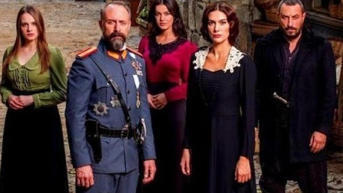 Vatanım Sensin'de şoke eden iki ayrılık!