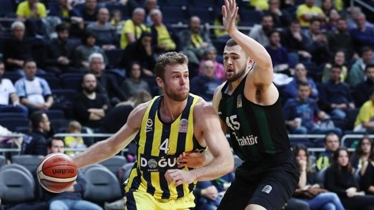 Basketbolun lideri Kanarya!
