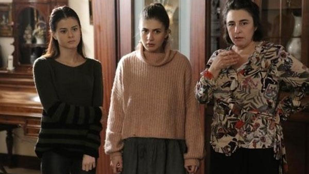 Kırgın Çiçekler 104. yeni bölümünde kızlar büyük tehlike altında!