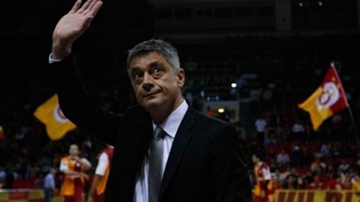 Oktay Mahmuti yeniden Galatasaray'a geliyor