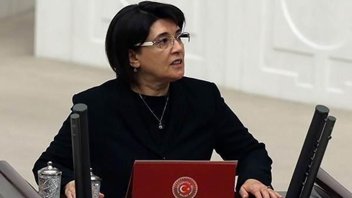 Leyla Zana'nın vekilliği düştü