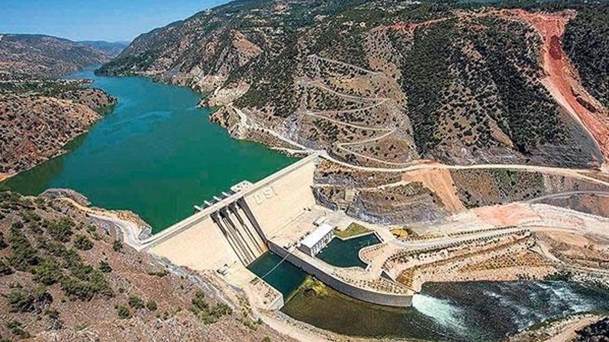 Elektrik piyasasında taşlar oynayacak