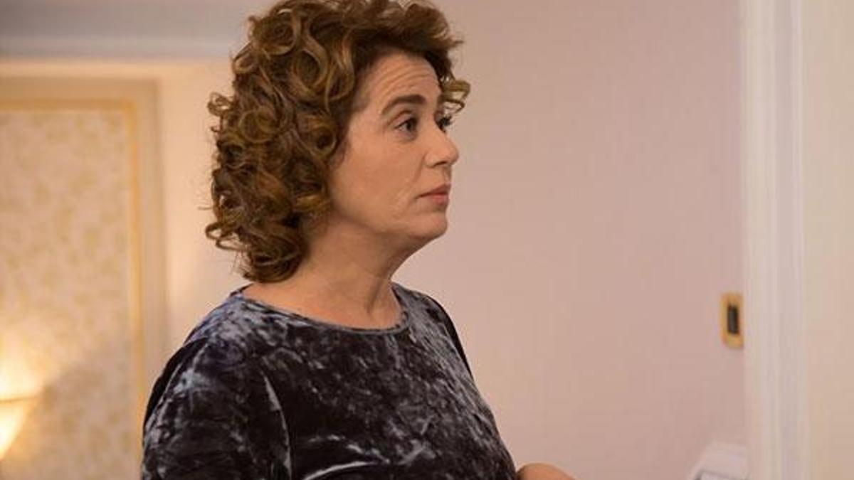 Fazilet Hanım ve Kızları 30. bölümde beklenmeyen sürpriz!