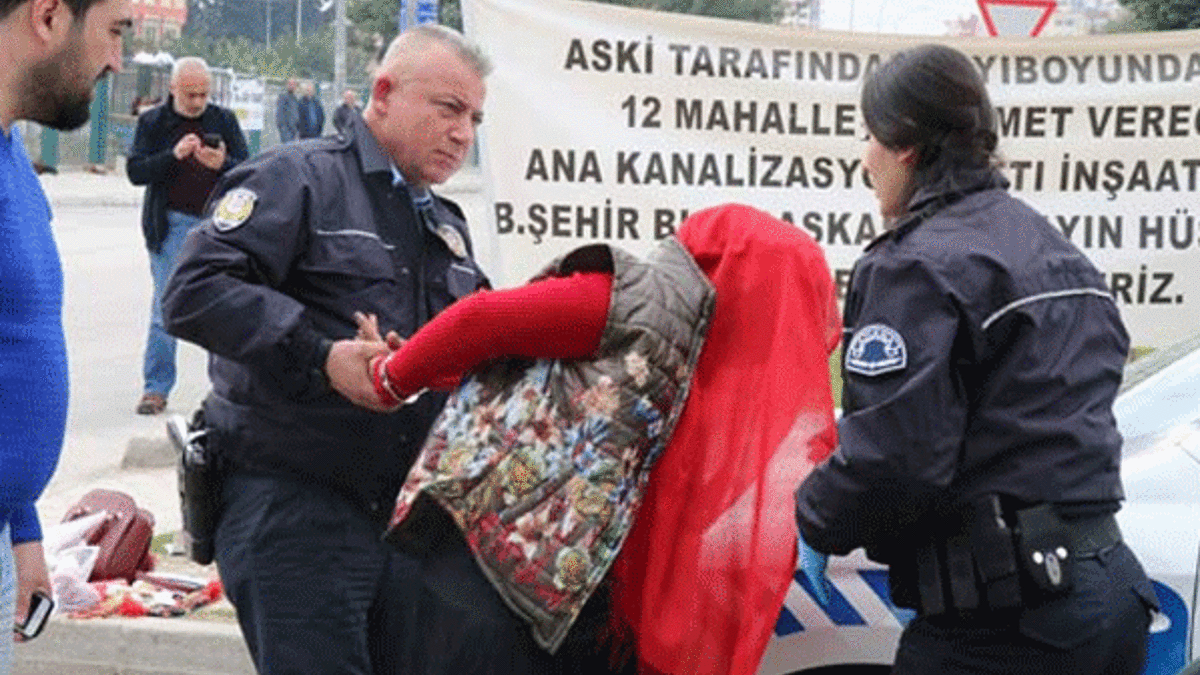 Adana'da bombalı kadın paniği!