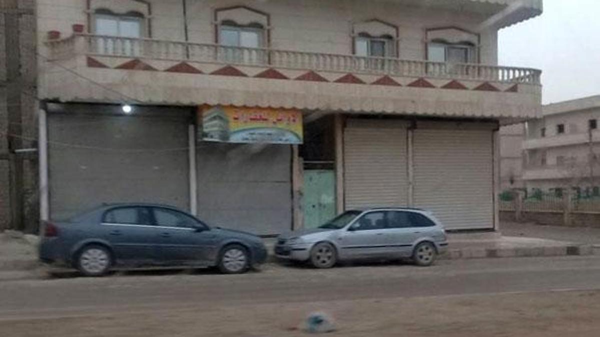 Münbiç'te esnaf PYD/PKK cinayetlerine karşı kepenk indirdi
