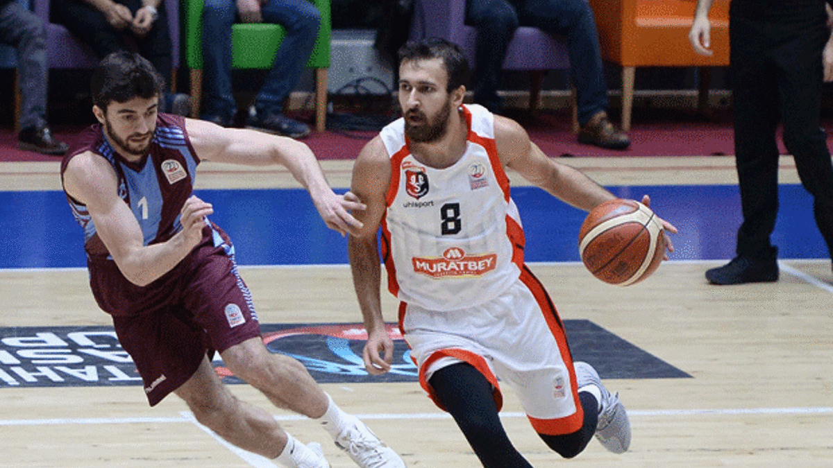 Muratbey, Trabzon'a fark attı
