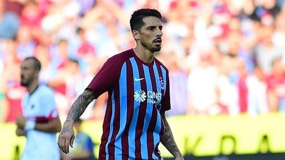 Trabzonspor yıldız oyuncuyu KAP'a bildirdi!
