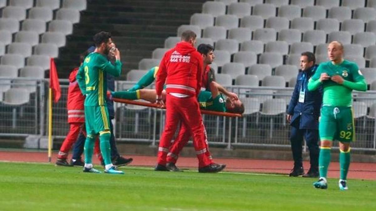F.Bahçe'de sakatlık şoku! Gözyaşlarıyla terk etti
