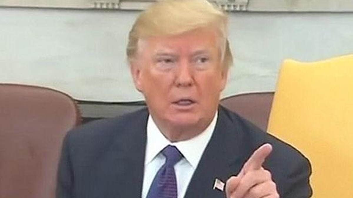 Donald Trump'tan şoke eden hareket! 'Dışarı' diyerek kovdu