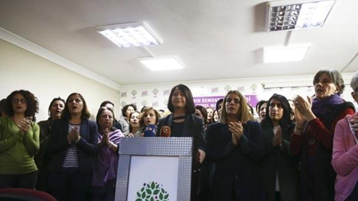 HDP şaşırtmadı! Afrin harekatına 'işgal' dediler