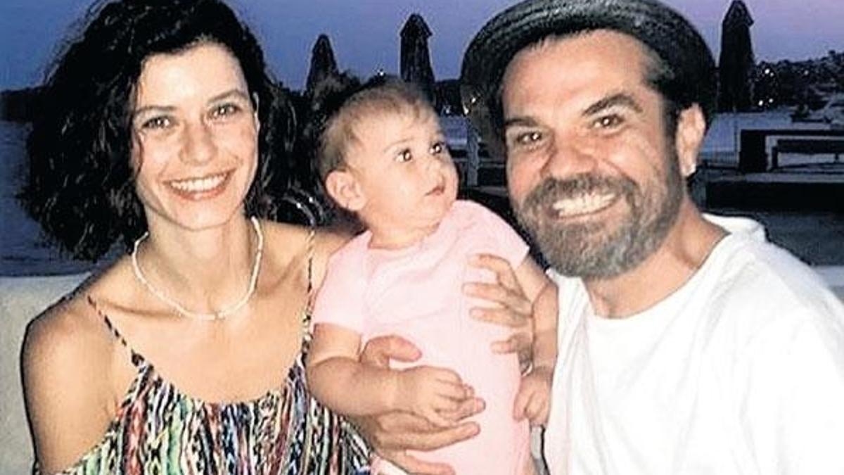 'Beren Saat iki aylık hamile'